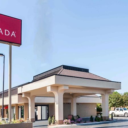 Ramada By Wyndham Lebanon Otel Dış mekan fotoğraf