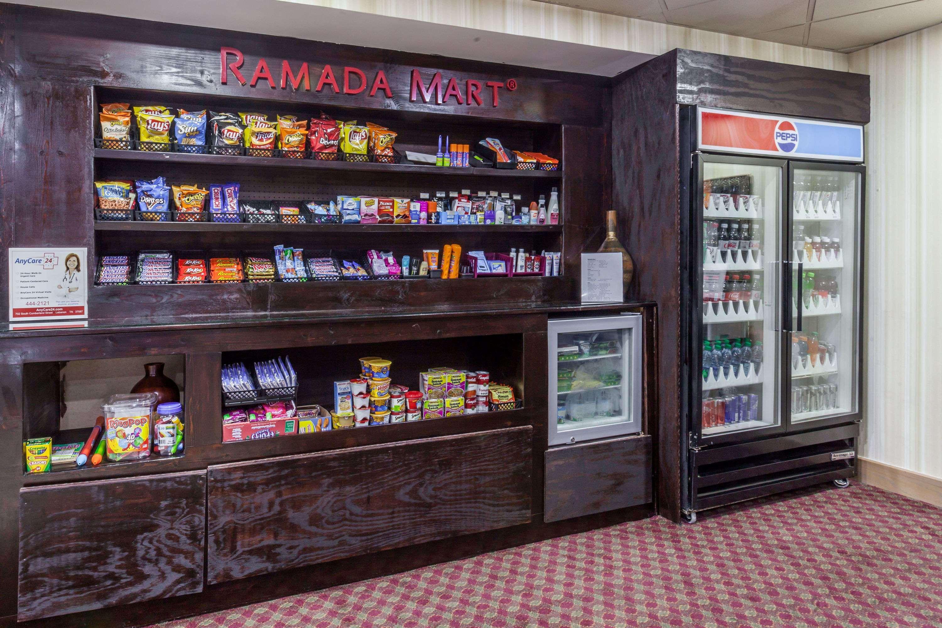 Ramada By Wyndham Lebanon Otel Dış mekan fotoğraf