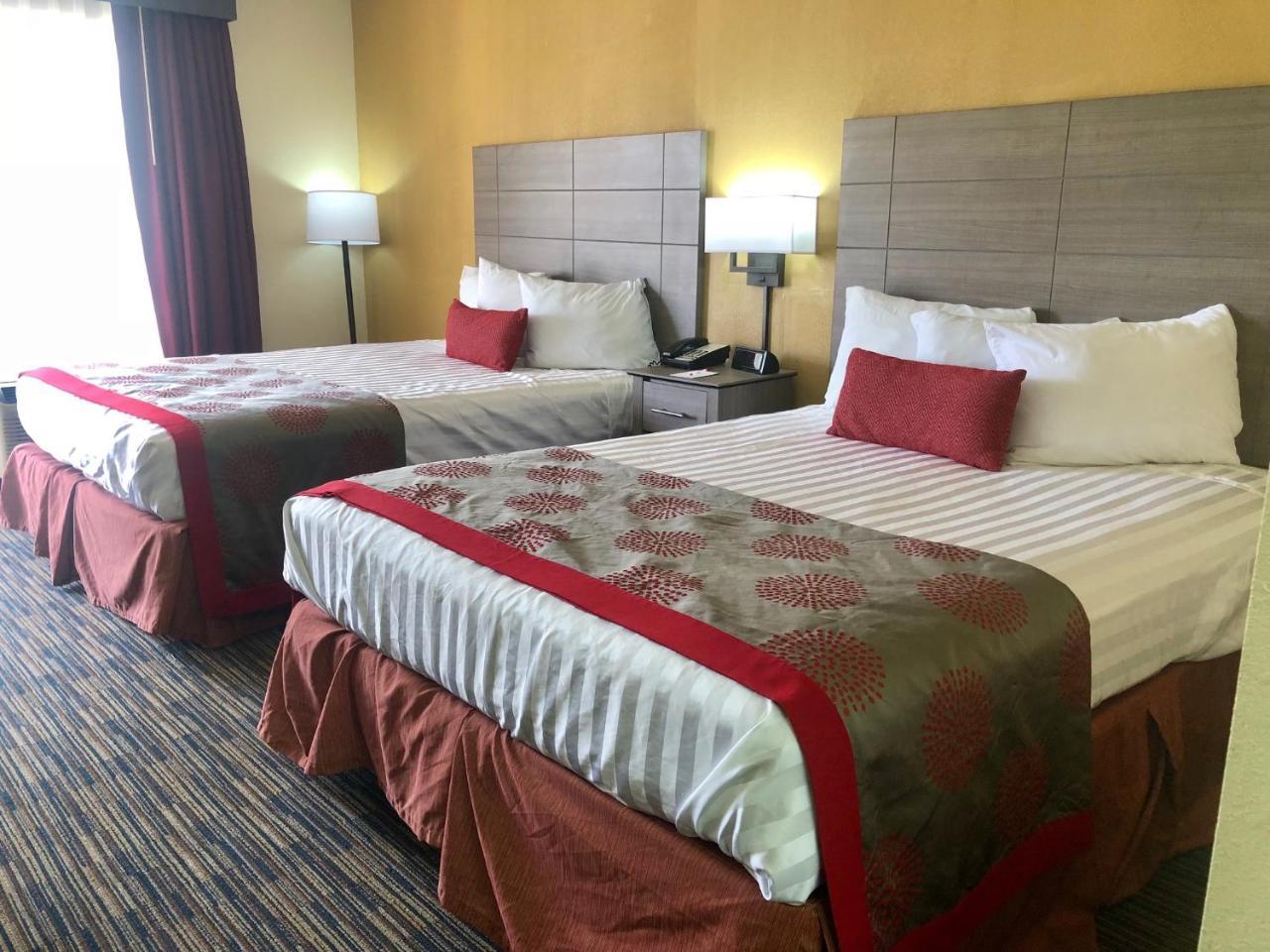 Ramada By Wyndham Lebanon Otel Dış mekan fotoğraf
